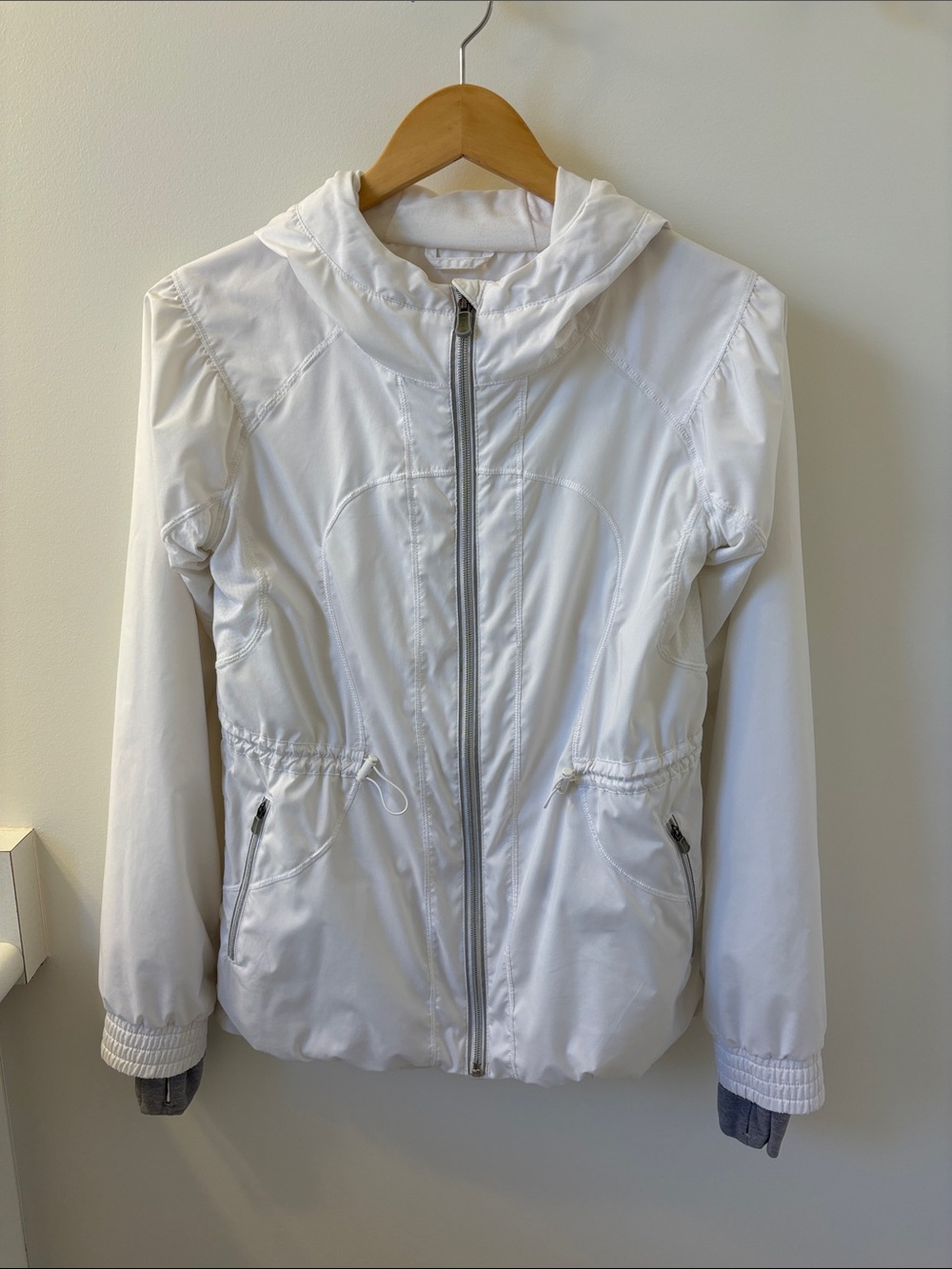 LULULEMON Resolution Jacket with hood.  White. - Picture 2 of 10
